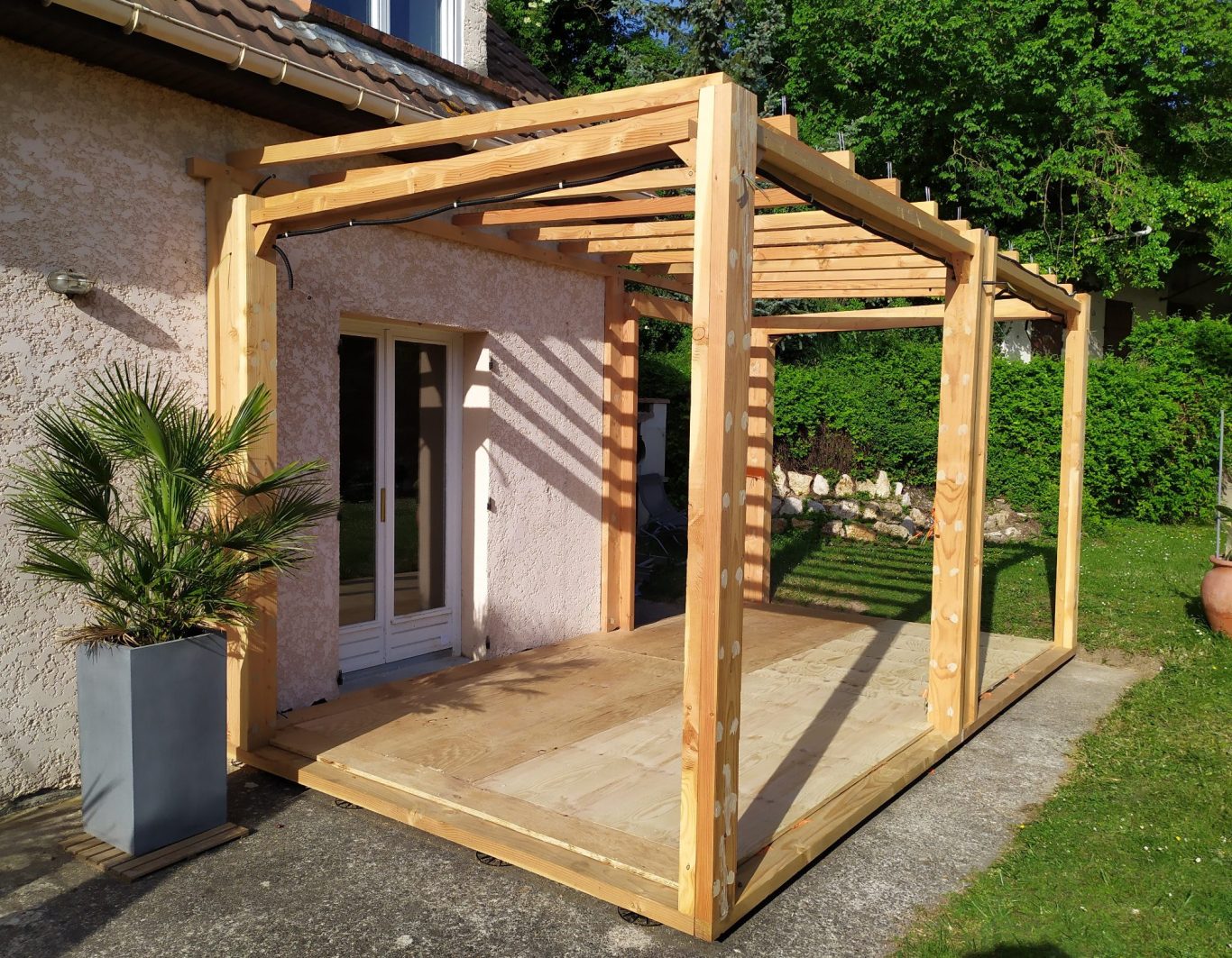 cuisine-renovation-amenagement-noir-chêne-